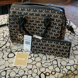 NWT Michael Kors Duffle Satchel & Wallet
